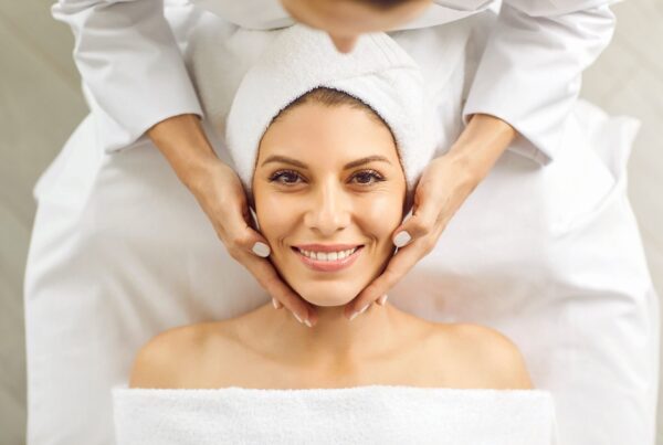 Jakie zabiegi wybierają kobiety, które chcą wyglądać świeżo, nie „inaczej”